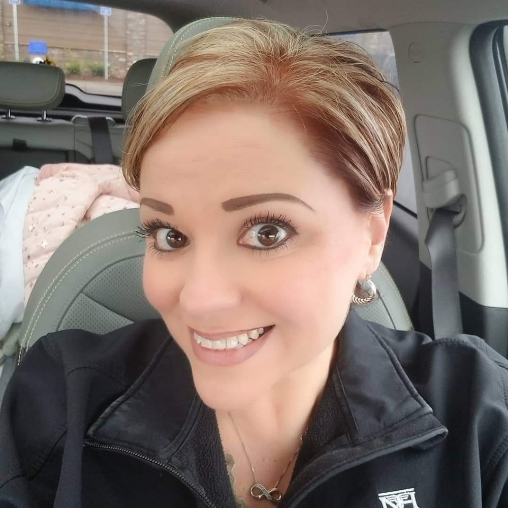 Meet your Posher, Tonia